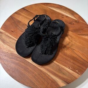 Vionic Black Fringe Sandals